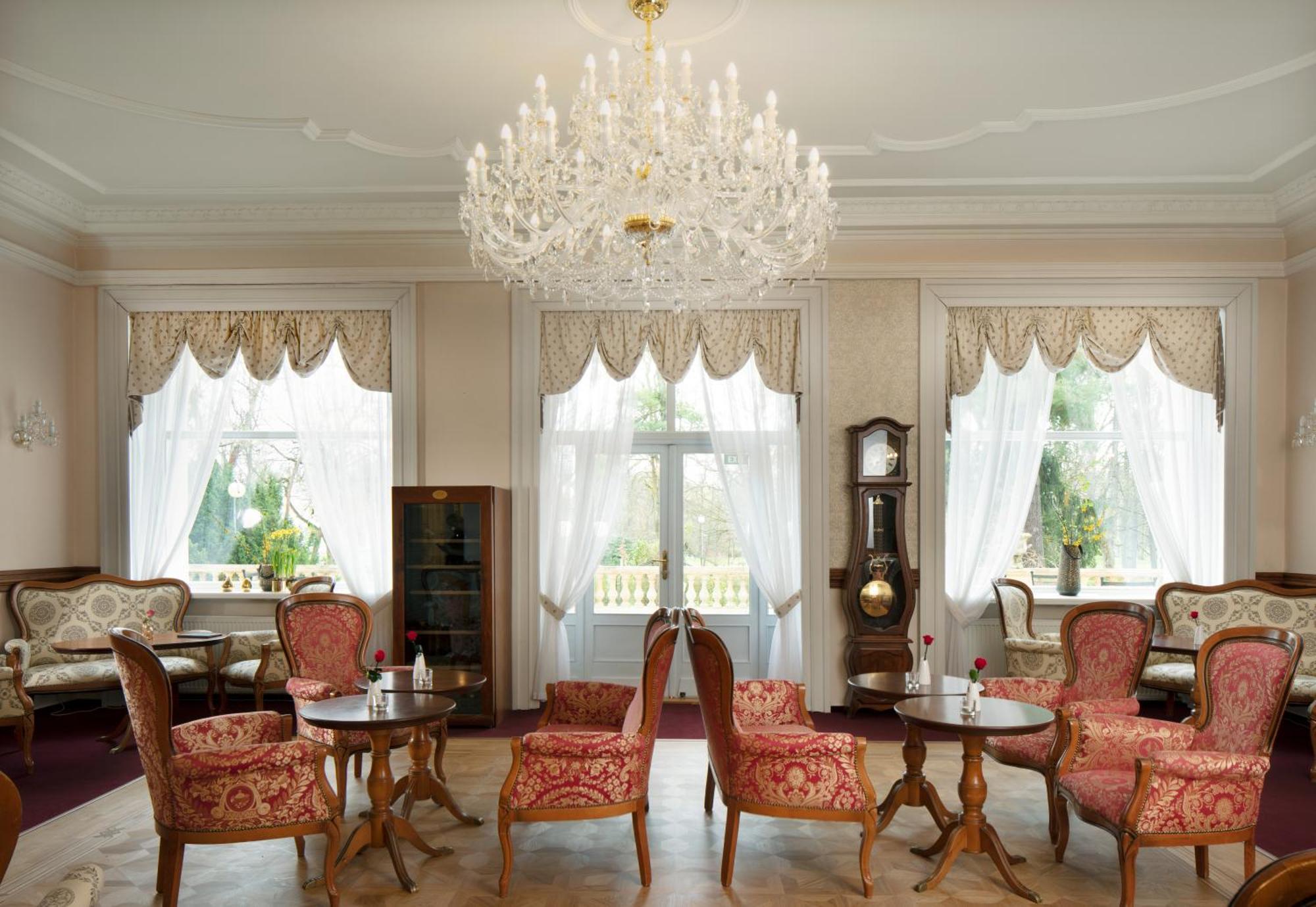 Imperial Spa&Kurhotel Frantiskovy Lazne Bagian luar foto