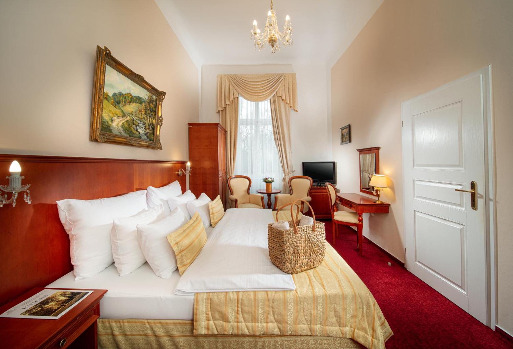 Imperial Spa&Kurhotel Frantiskovy Lazne Bagian luar foto