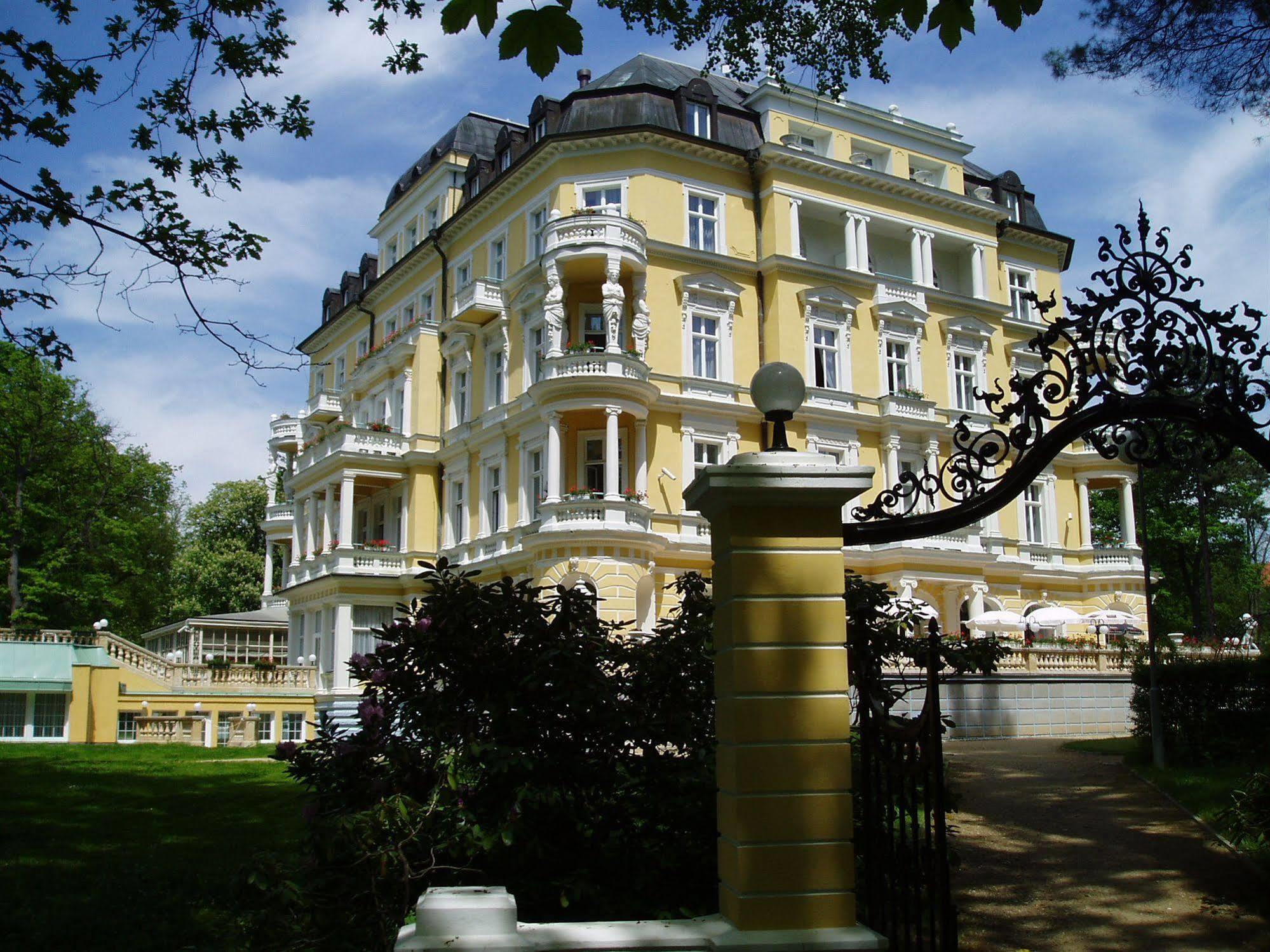 Imperial Spa&Kurhotel Frantiskovy Lazne Bagian luar foto